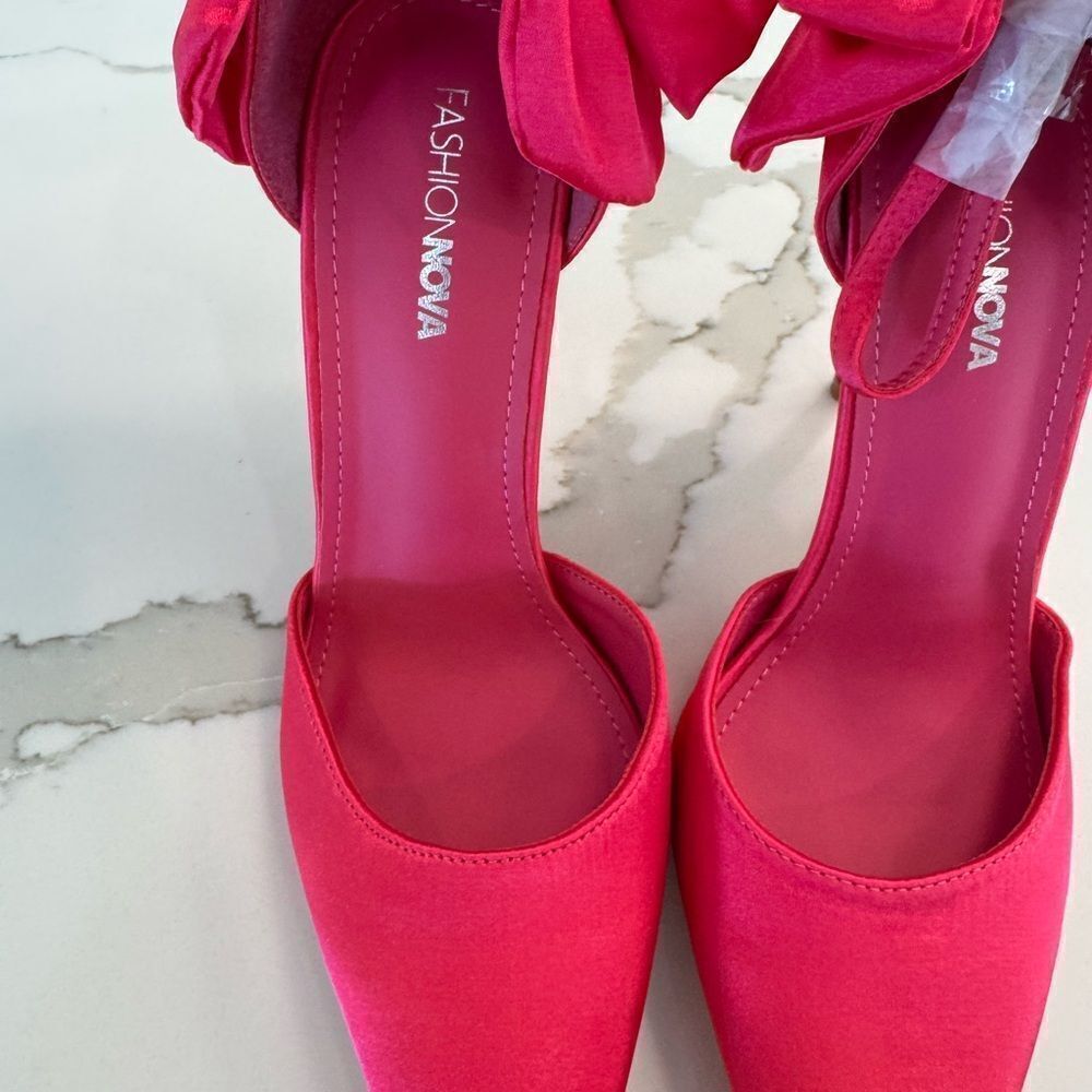 Pink Bow Heels - Picture 4 of 7